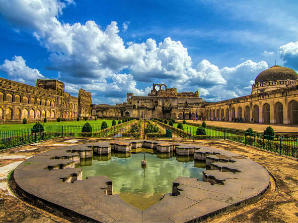 places to visit near hyderabad