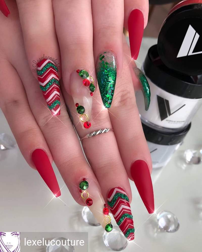 Best Christmas Nail Art Designs for 2018