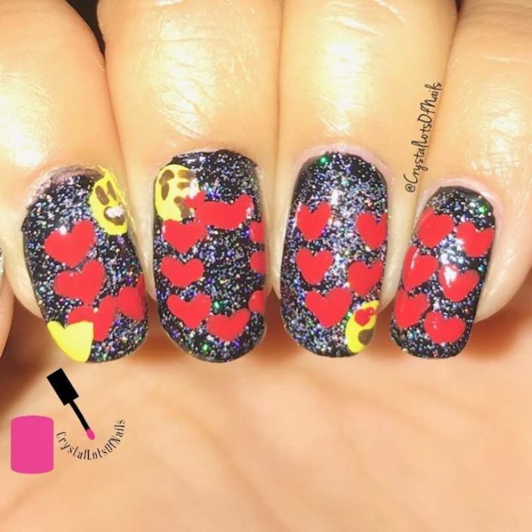 Irresistible Valentines Day Nail Art Designs/Ideas & Inspiration for 2021