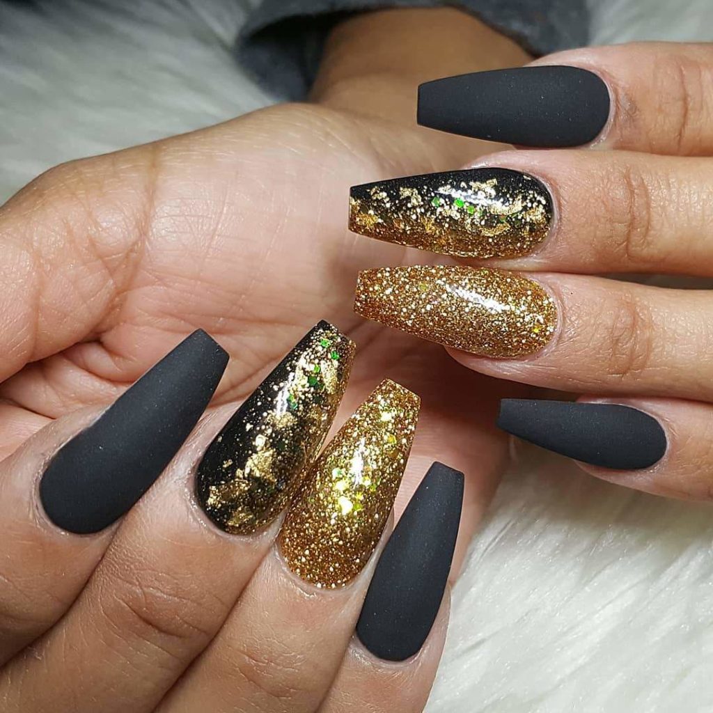 matte black nails