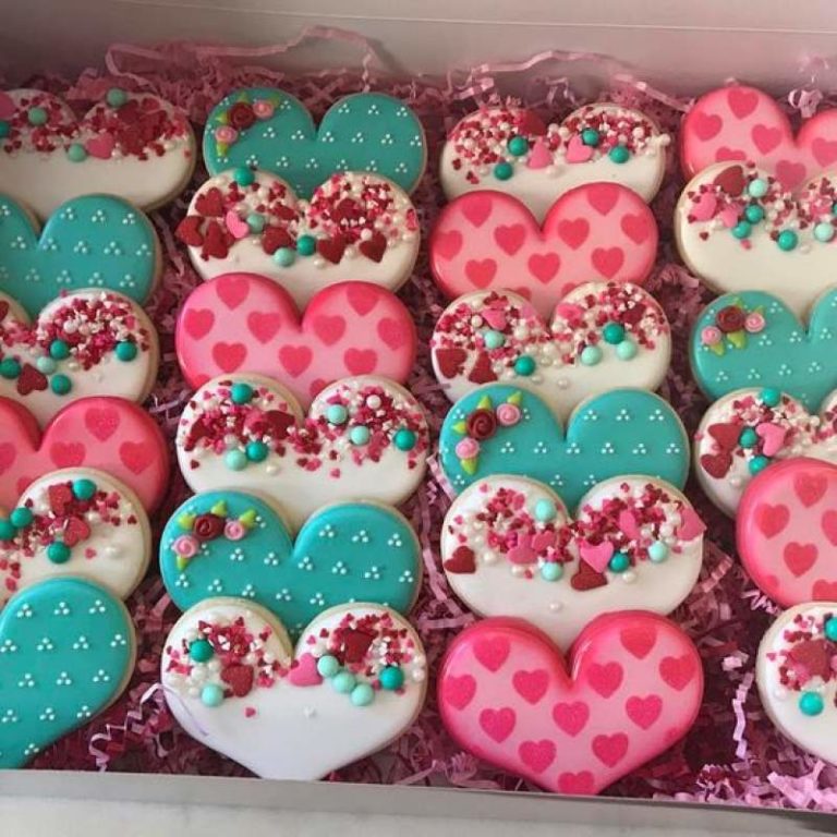 60 Heart Shaped Valentine's Day Cookies that'll get you to go Ooh LaLa ...