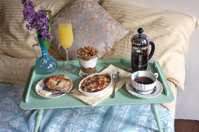 Breakfast in Bed Ideas for Mom