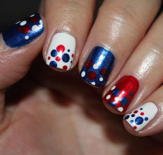 30 Best Nail Designs for the 4th of July 2020 to get your claws dipped ...