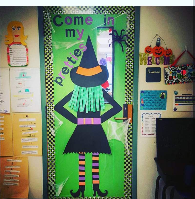 Halloween Door Decoration Ideas for your Classroom or Dorm Room - Hike ...