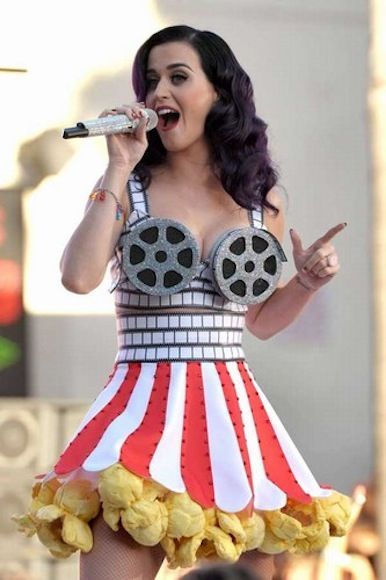 20 Katy Perry Halloween Costume Inspo You Should Be Copying From Asap Hike N Dip