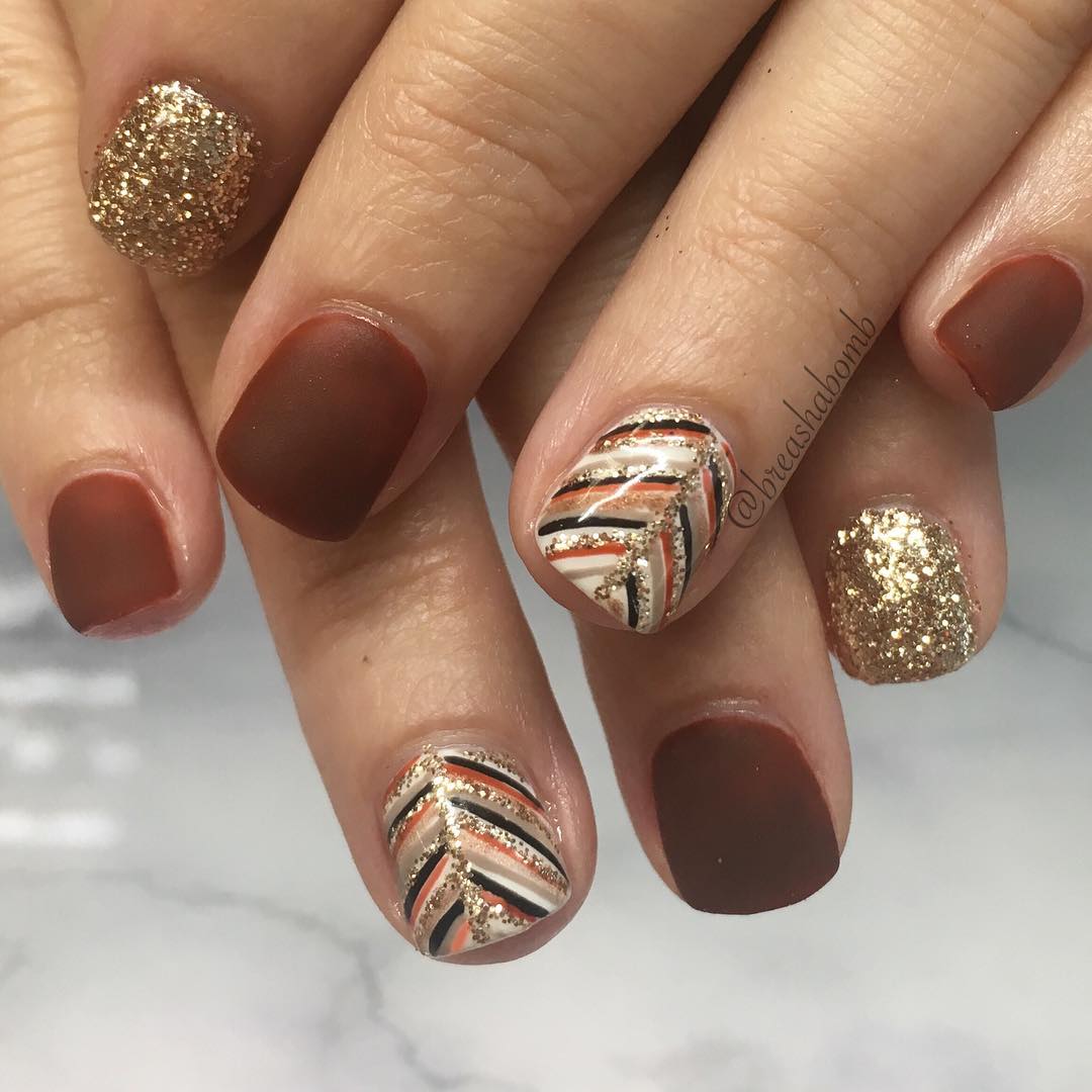 30 Thanksgiving Nail Art Ideas to make your friends jealous Hike n Dip