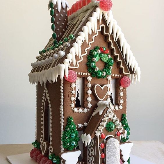 100 Gingerbread House Ideas to give your Christmas Party a Delicious ...