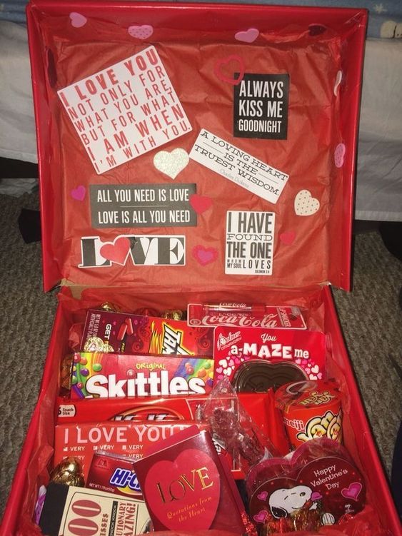 60 Adorable Diy Valentine S Day Gift Baskets For Him That He Ll Love A Lot Hike N Dip