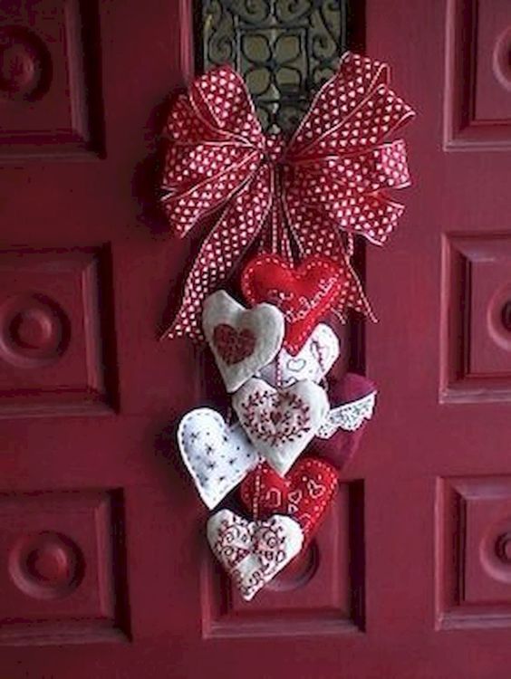 DIY Valentines Day Wreath