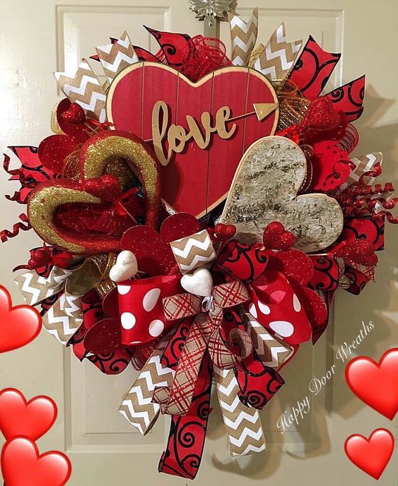 Valentines Day Heart Wreath Tutorial ~ Dollar Tree Valentines Day Wreath  DIY ~ Yarn & Ribbon Wreath 