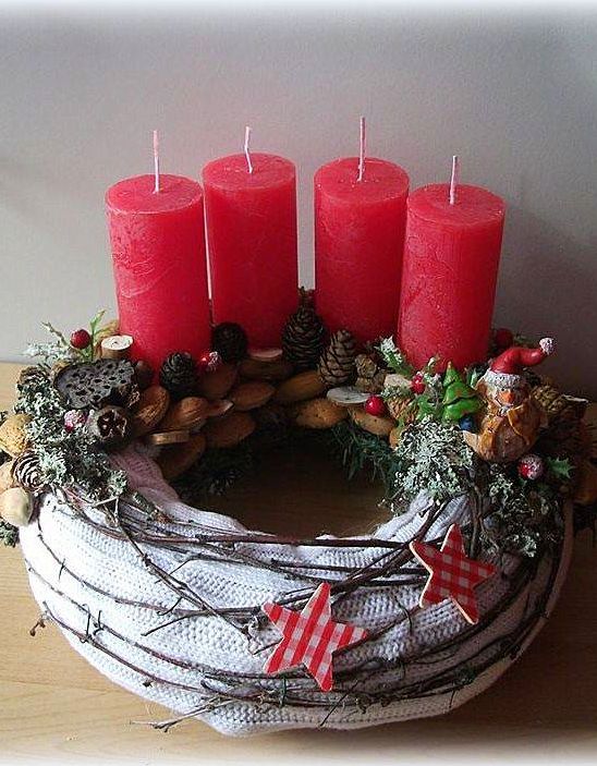 Cheap and Easy Christmas Centerpieces
