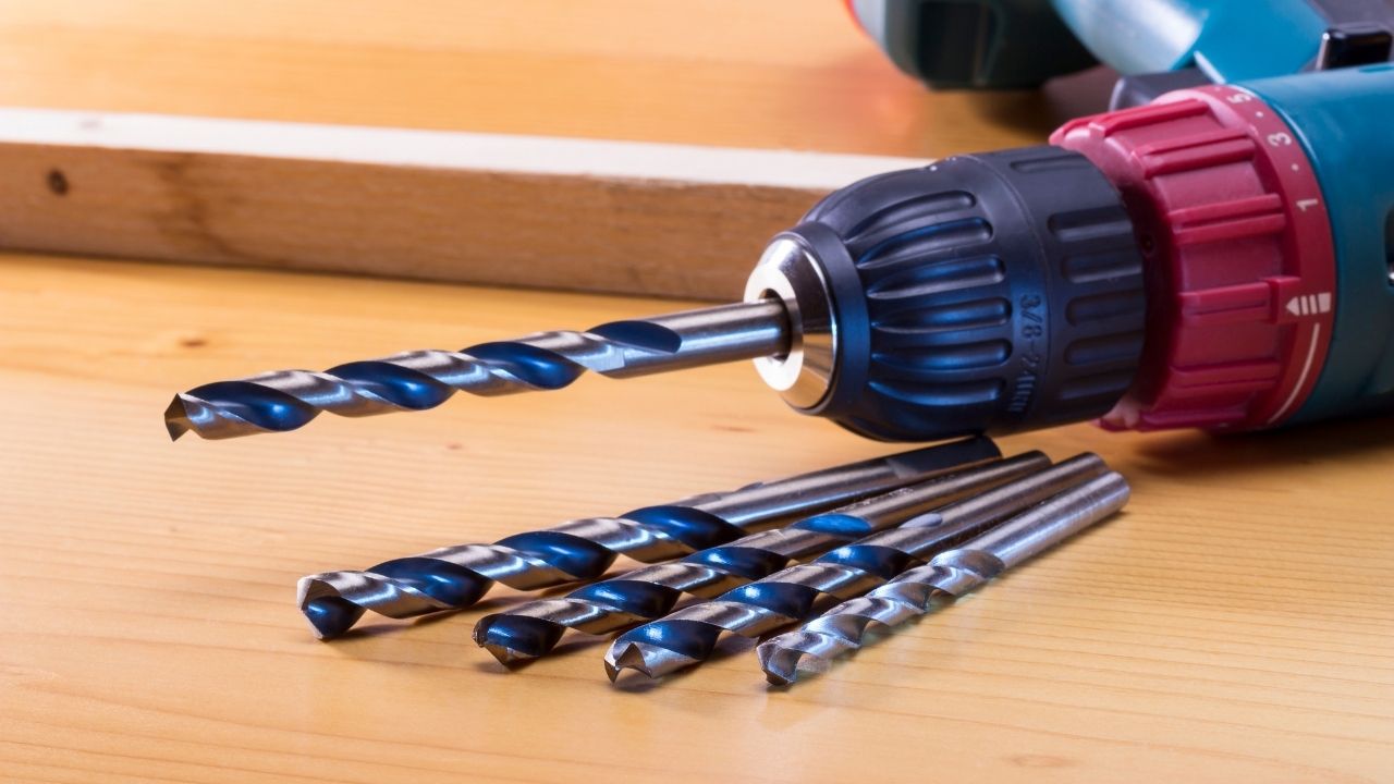 12 Basic Woodworking Tools You Need To Have In Your Shed