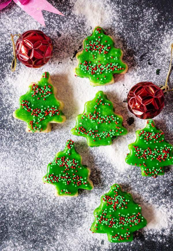 Easy Christmas Tree Cookies 
