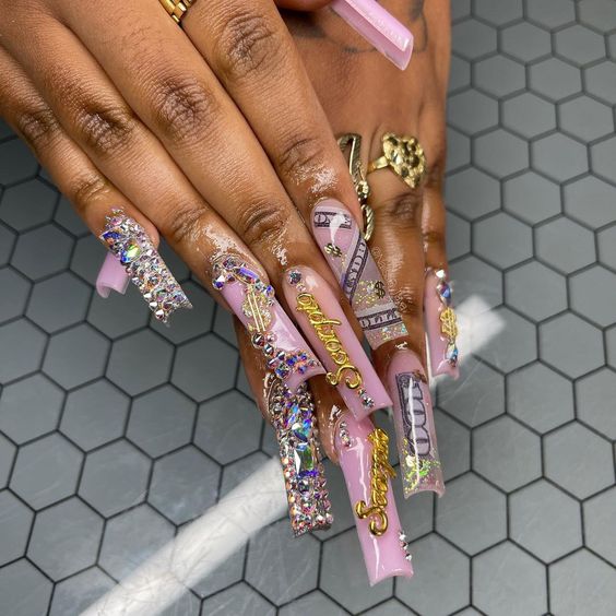 Obsessed with my dip powder birthday nails 🥳 I love an extra design 💅🏽 :  r/RedditLaqueristas